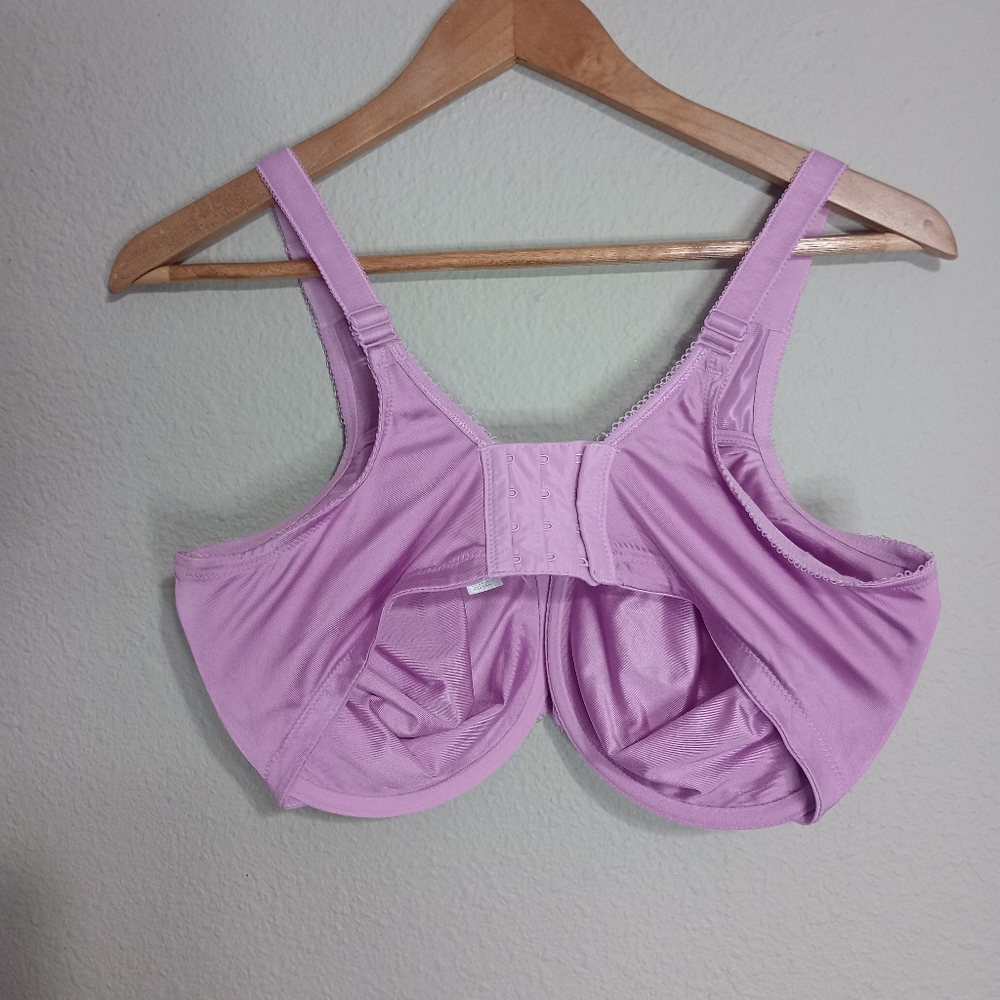 Wacoal Basic Beauty Full Figure Seamless Underwire Bra In Lilac - Picture 2 of 9